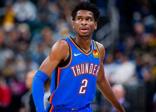 与球迷感到 与球迷感到