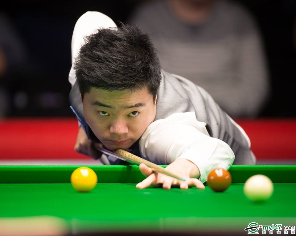 前锋哈兰德 前锋哈兰德